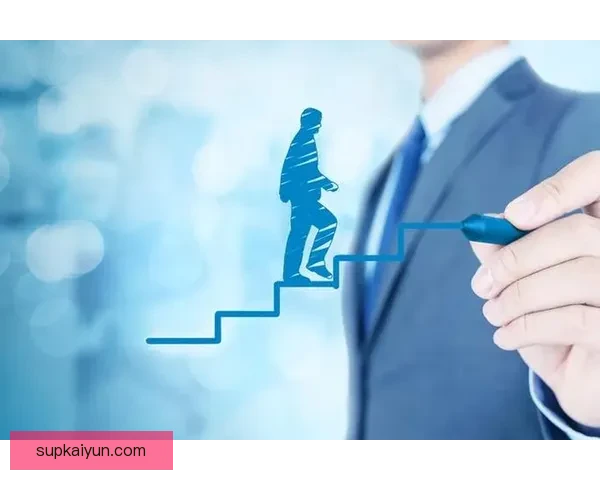 德布劳内的足球风格与齐达内相似，表现稳健引发热议